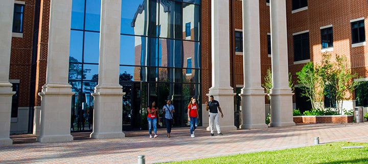 Students walking around Lamar University campus